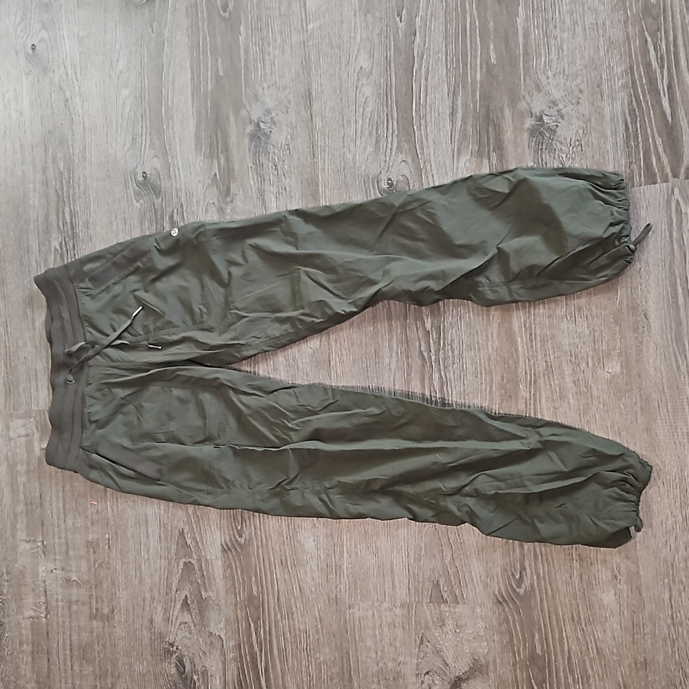 lululemon Dance Studio Mid-Rise Full Length Pant LIKE NEW